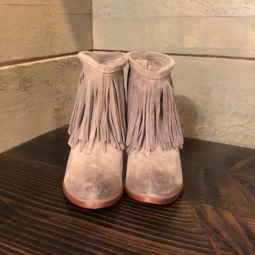NWT Frye Llana Fringe Bootie - Picture 3 of 16